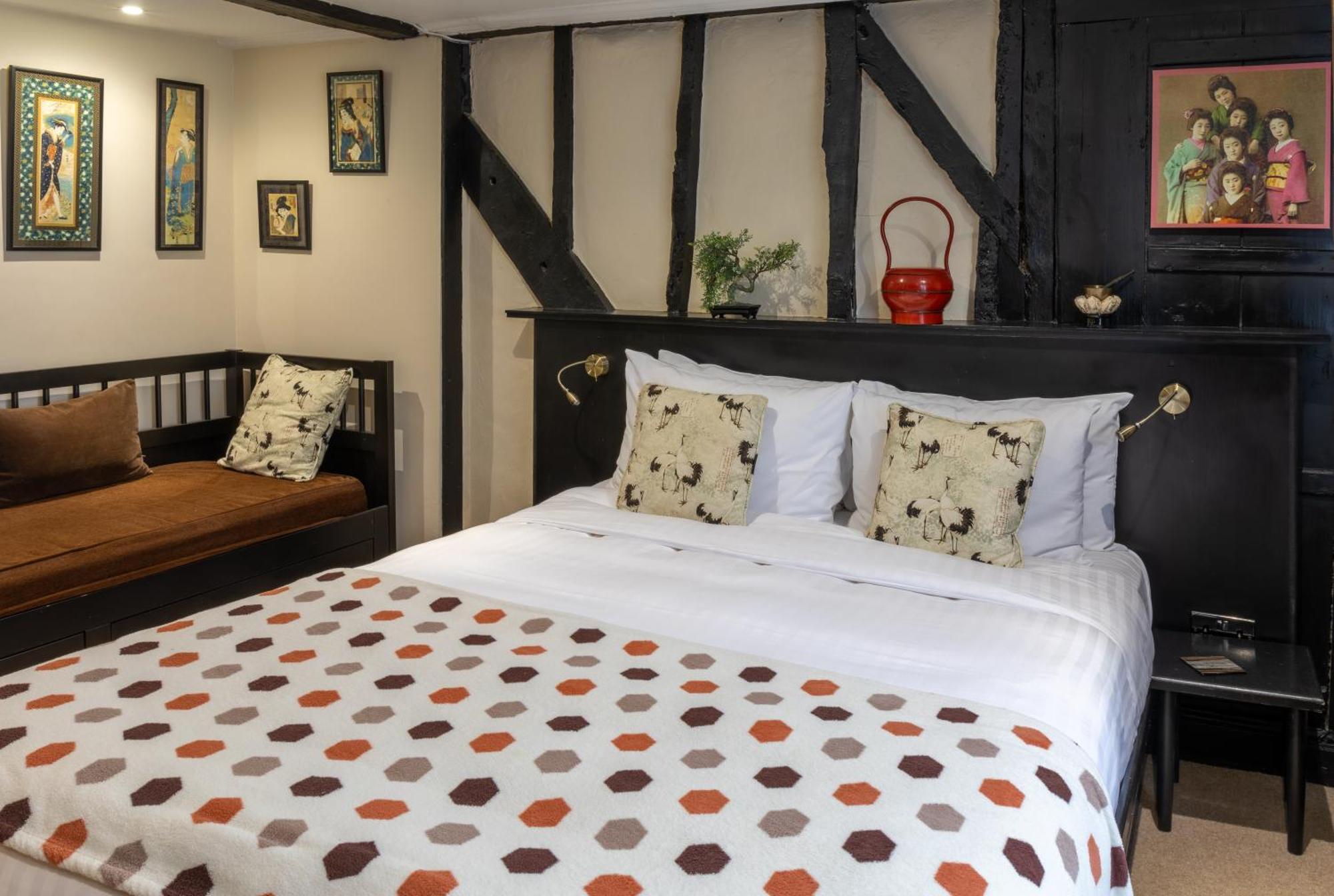 House Of Agnes Hotel แคนเทอร์เบอรี ภายนอก รูปภาพ
