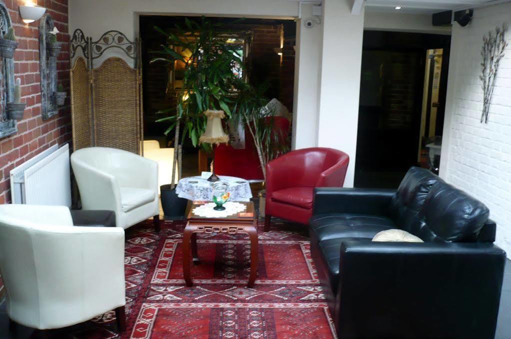 House Of Agnes Hotel แคนเทอร์เบอรี ภายนอก รูปภาพ